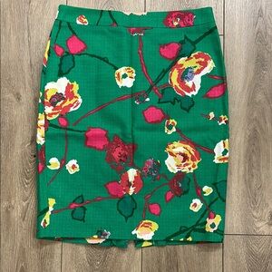 J. Crew NWOT Basketweave Large Floral Print Pencil Skirt 00 Perfect for Spring!